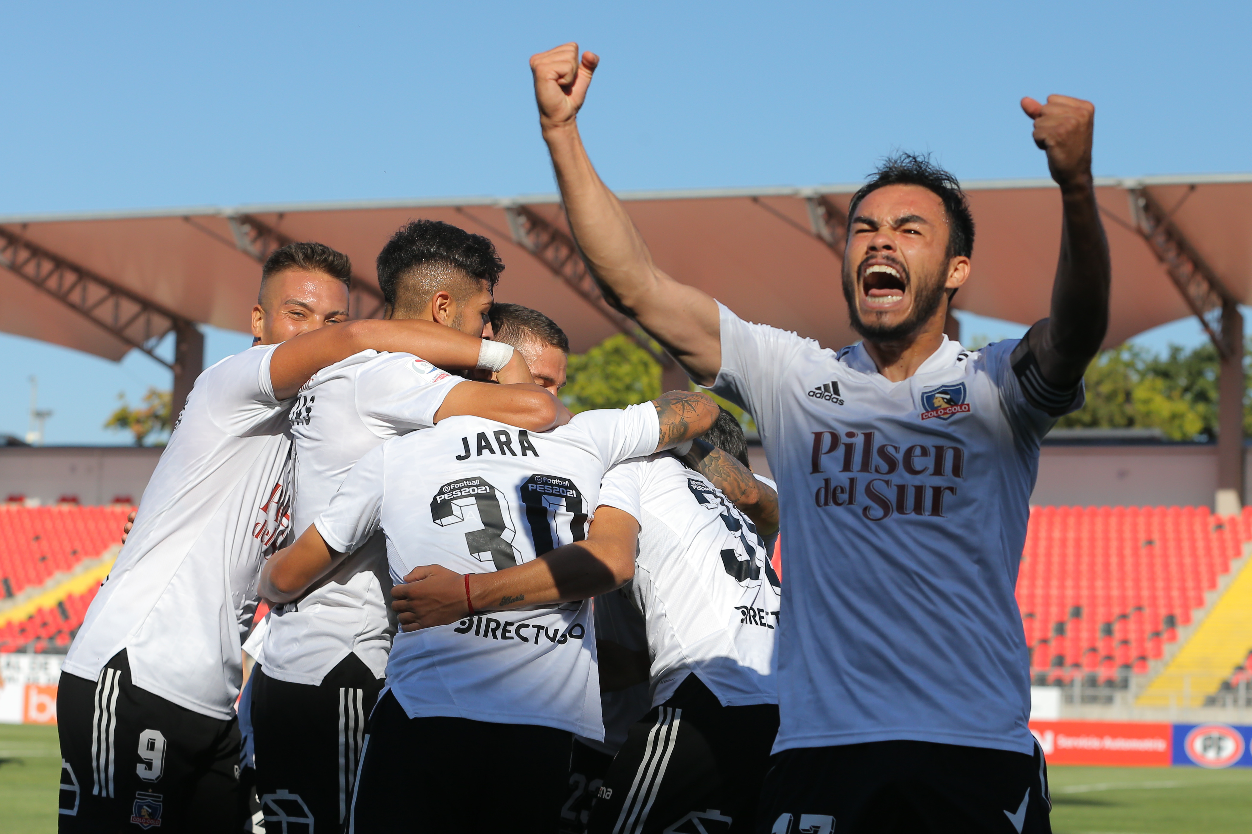 Colo Colo quiere volver a celebrar en el Campeonato Nacional. Foto: Agencia Uno