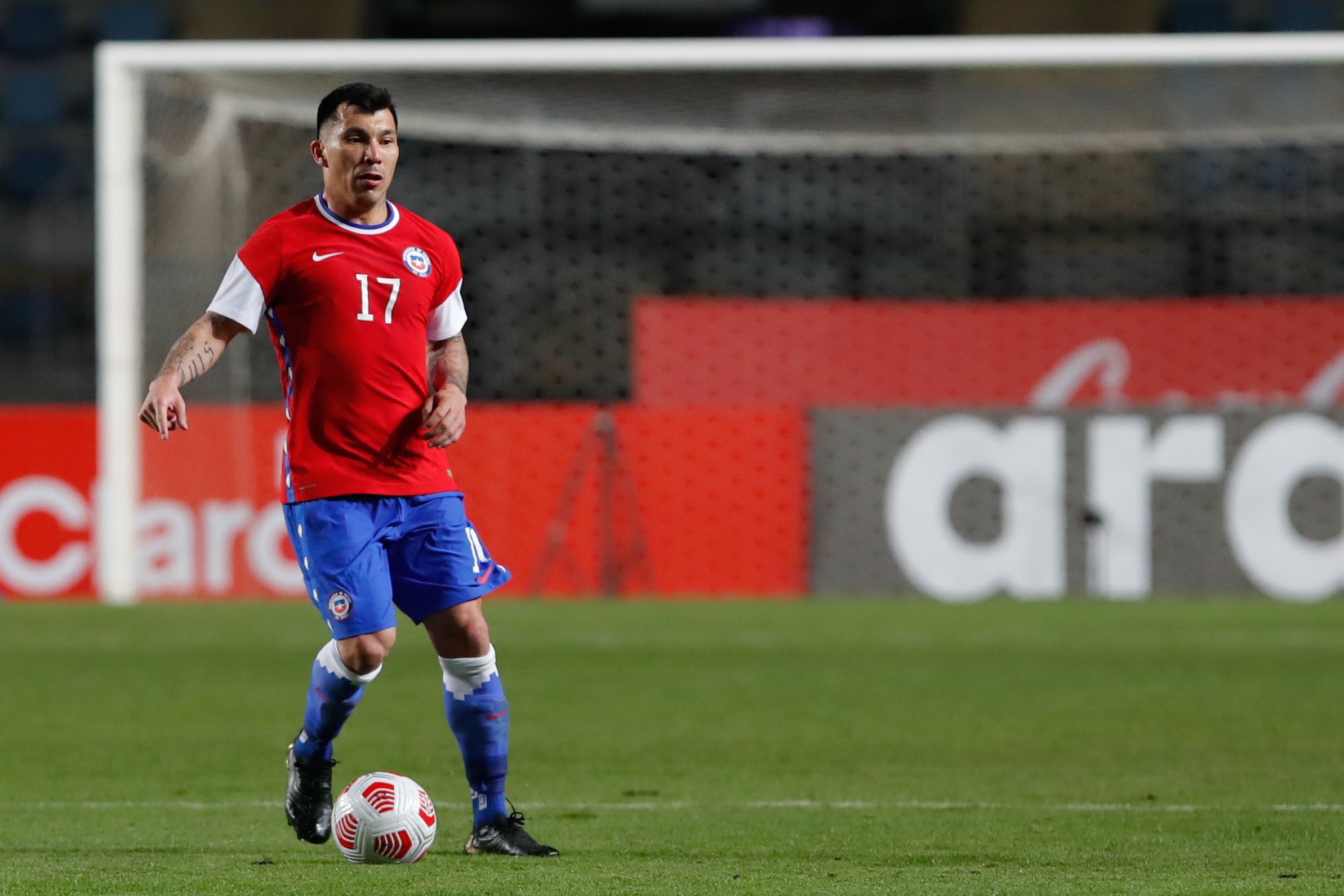 Gary Medel en el duelo amistoso ante Bolivia (Agencia Uno)