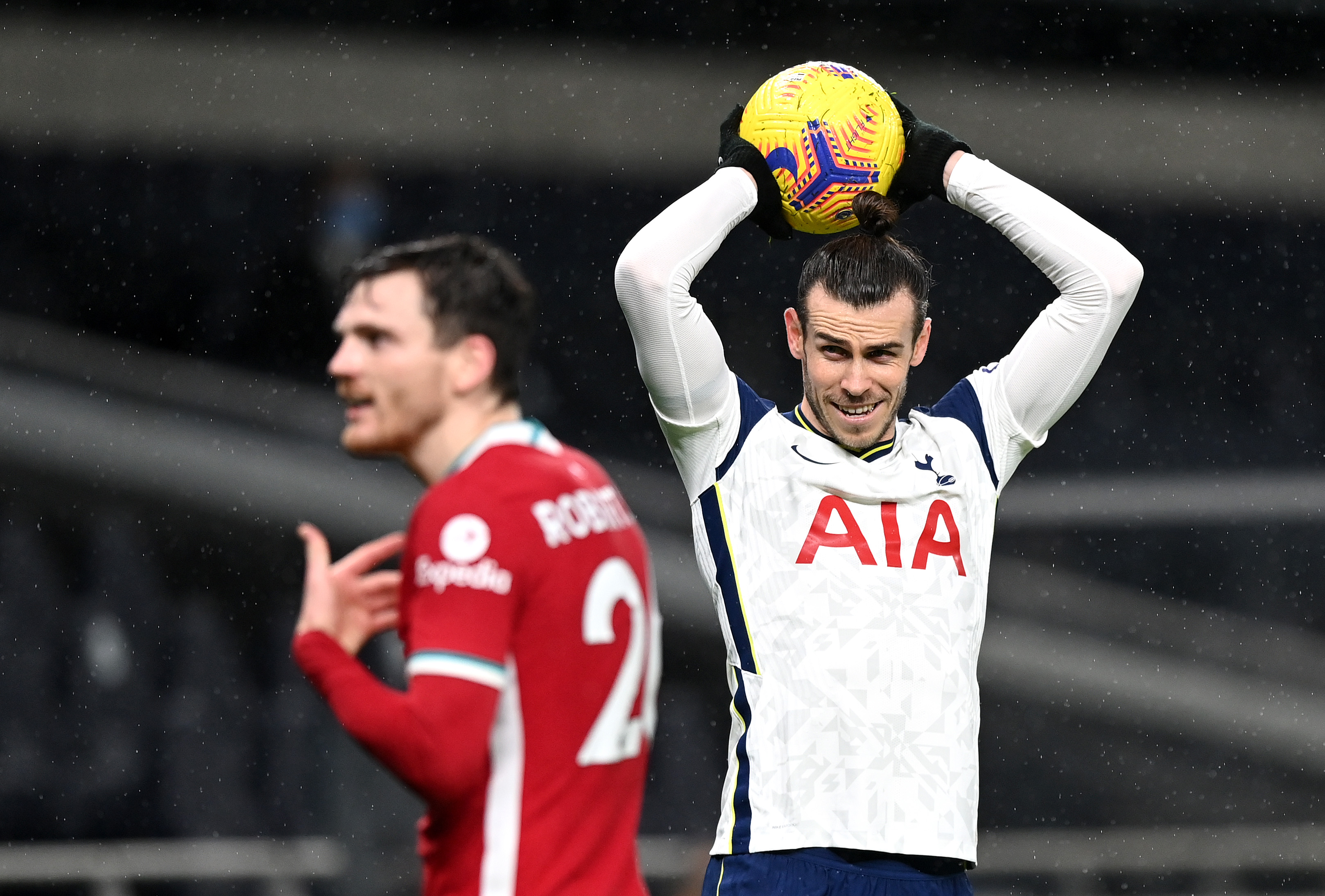 Bale no ha podido ganarse un lugar de titular en los Spurs.