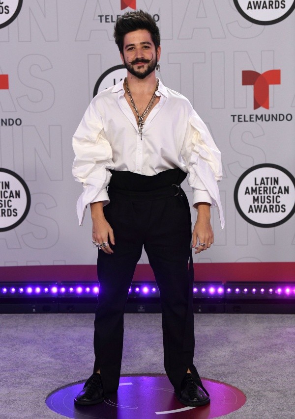 Los looksen los Latin American Music Awards 2021.(8)