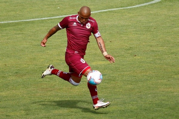 Chupete vive hoy un buen presente con los Granates.