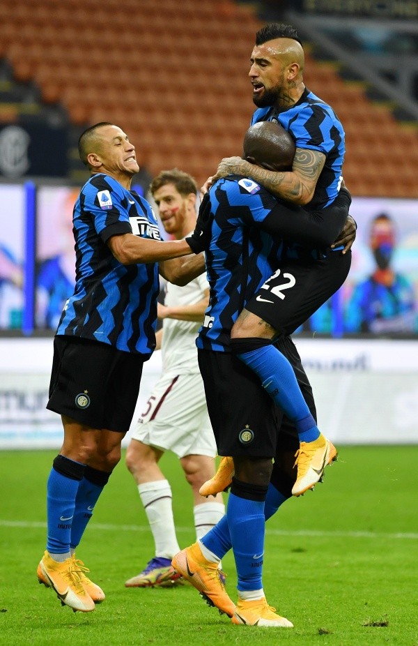 Alexis y Vidal en Inter - Getty