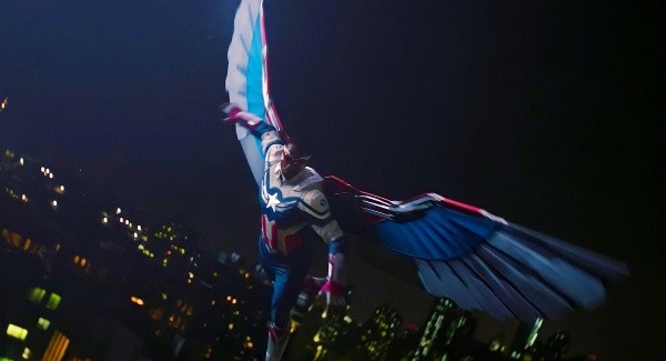 Sam Wilson con su traje de Capitán América en The Falcon and The Winter Soldier. (2)