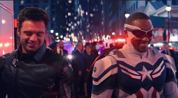 Sam Wilson con su traje de Capitán América en The Falcon and The Winter Soldier. (5)