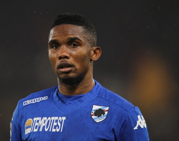 Eto’o no olvida a su país natal.