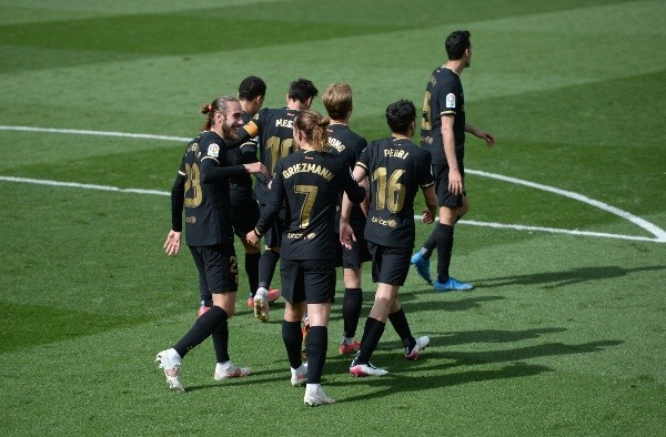 Contra todo pronóstico, Barcelona es uno de los candidatos fuertes para quedarse con el título de La Liga. (Foto: Getty)