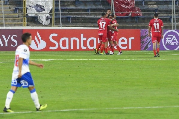 Argentinos fue pura alegría en San Carlos de Apoquindo. Foto: Agencia Uno