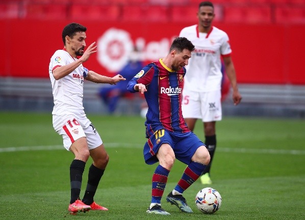 Lionel Messi termina contrato con Barcelona a fin de temporada y su amigo Luis Suárez le pidió que se quede en el cuadro culé. Foto: Getty.