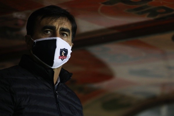 Quinteros solamente contará con el grueso del plantel el día jueves, 48 horas antes de enfrentar a Palestino. Foto: Agencia Uno.