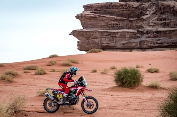 Cornejo vuelve a competir tras haberse visto obligado a abandonar el Dakar.