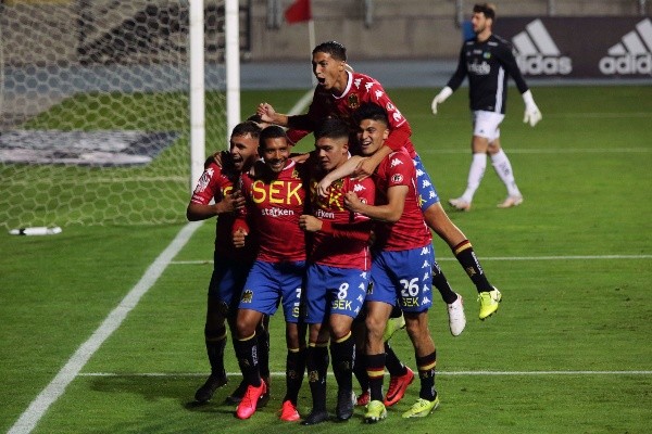 Unión Española celebró una goleada ante O’Higgins en Rancagua. Foto: Agencia Uno.