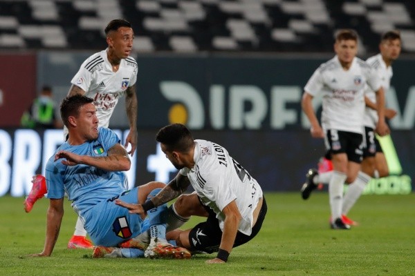 Matías Zaldivia fue expulsado ante O’Higgins y Gustavo Quinteros lo castigó de cara al encuentro con Palestino. Foto: Agencia Uno.