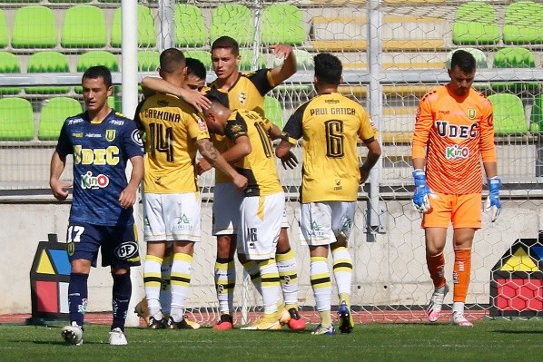Leandro Garate le dio el triunfo y el liderato a Coquimbo Unido. Foto: Agencia Uno
