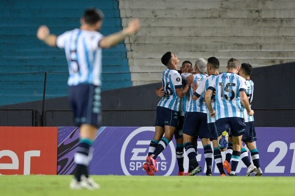 Racing viene con los ánimos en alto luego de clasificar a los cuartos de final de la Copa de la Liga Argentina. (Foto: Getty)
