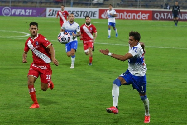 El Bicho recibe esta tarde a los Cruzados en Argentina.