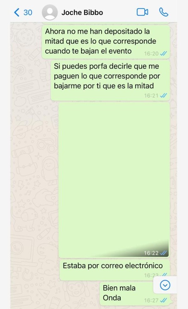 Los pantallazos de Whatsapp que dejaron expuesta la pelea entre Adriana Barrientos y Joche Bibbó.(3)