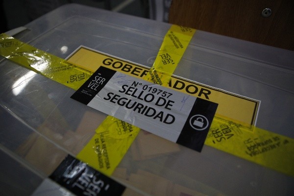 Las urnas quedan con un sello de seguridad que en caso de ser sacado, deja rastros para evitar fraudes. (Foto: Agencia UNO)