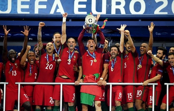 Portugal de Cristiano Ronaldo fue el último campeón de la Eurocopa, en la edición del año 2016. (Foto: Getty)