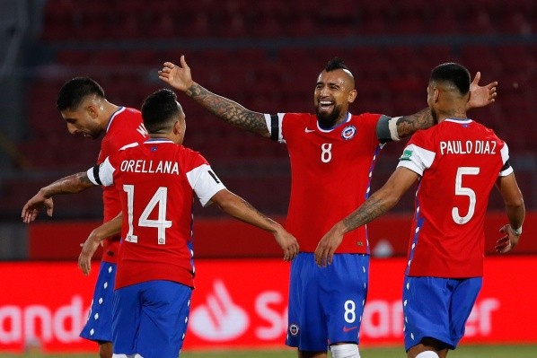 Arturo Vidal y la Roja a espera de los próximos partidos por eliminatorias.