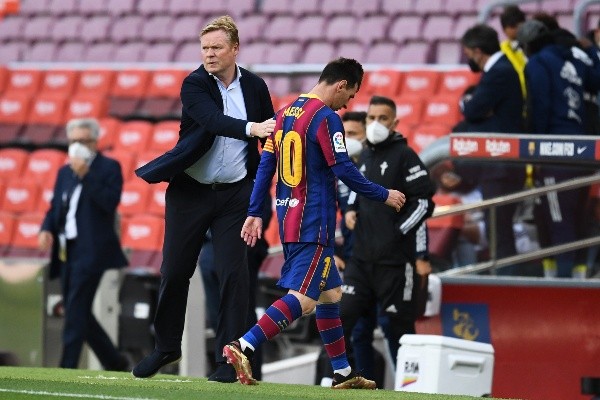 Messi es la prioridad en el Barcelona para renovarle contrato. Ronald Koeman podría salir de su cargo. Foto: Getty.