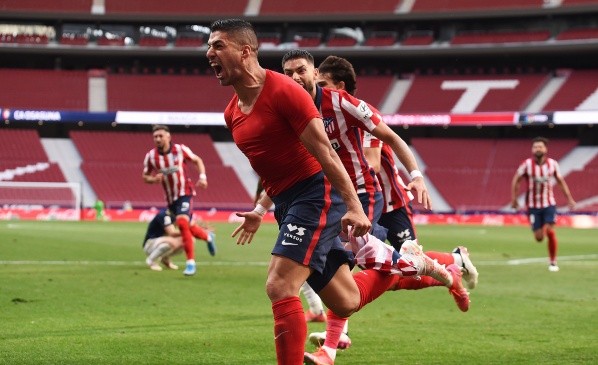 De la mano de Luis Suárez, Atlético de Madrid va por el título de La Liga. Foto: Getty Images