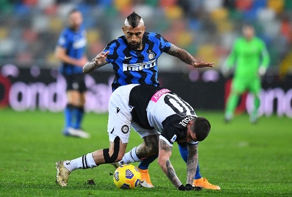 Vidal no estaría considerado para el duelo ante el Udinese. (Foto: Getty)