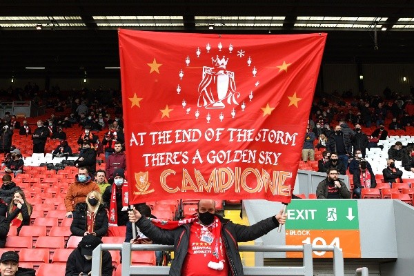 Los hinchas de Liverpool volvieron al estadio - Getty