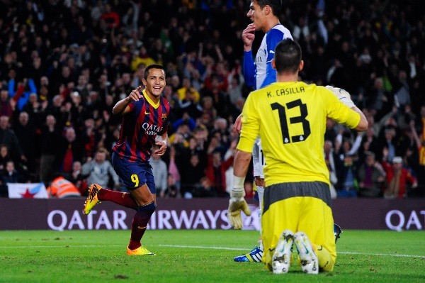 En Barcelona no se olvidan de los regates de Alexis Sánchez. Foto: Getty Images