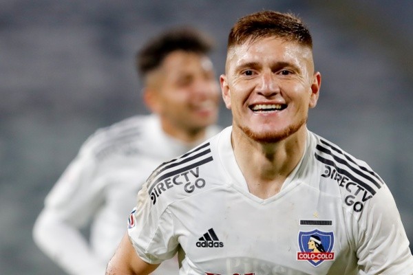 Leonardo Gil y el utilero de Colo Colo fueron castigados por los incidentes ocurridos tras el partido contra Palestino.