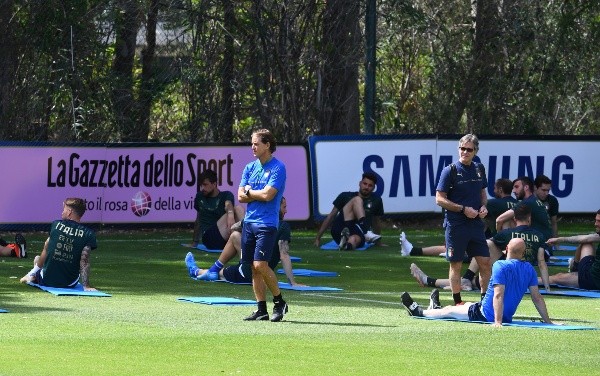 La selección italiana tiene una deuda pendiente con sus hinchas y ellos lo saben, deben ir por el título en la Euro. (Foto: Getty)