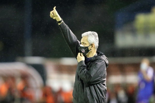 Reinaldo Rueda se fue de la selección chilena luego de la cuarta fecha de las eliminatorias sudamericanas (Getty Images)