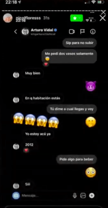 La conversación con Arturo Vidal que Nicole Flores expuso en sus historias.