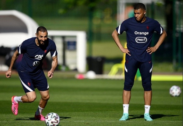 Mbappé actualmente se prepara para jugar la Eurocopa con Francia (Archivo)