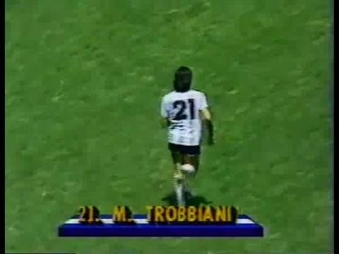 Marcelo Trobbiani utilizando la camiseta número 21 de Argentina en el Mundial de México 1986 (Pantallazo)