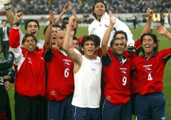Parte del plantel de Chile que logró el empate ante la Argentina de Marcelo Bielsa. Foto: Archivo