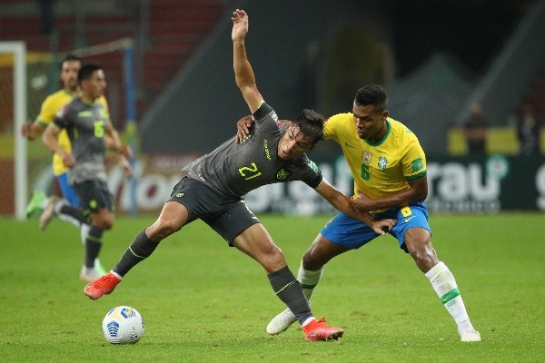 Brasil superó 2-0 a Ecuador en casa y mantienen canasta limpia en eliminatorias. Foto: Getty.