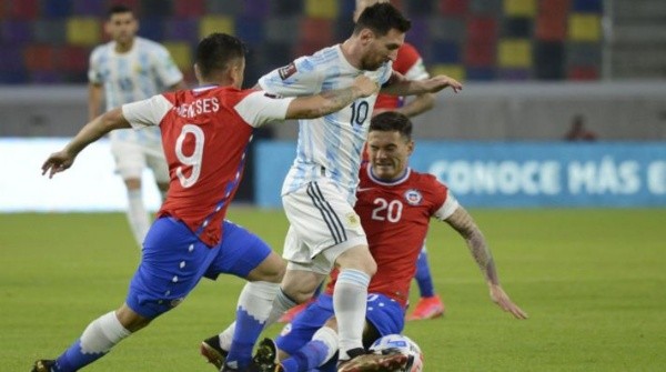 Chile empató 1-1 con Argentina sin la presencia de Vidal, quien está internado por coronavirus.