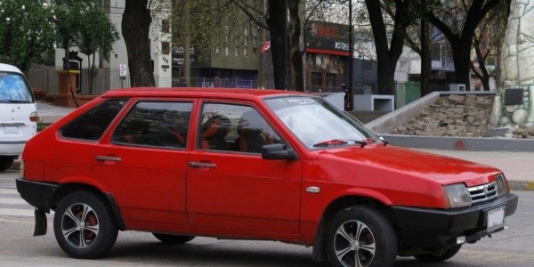 Lada Samara, un auto clásico de los que se usaba a principio de los años 90 en nuestro país. Foto: Archivo