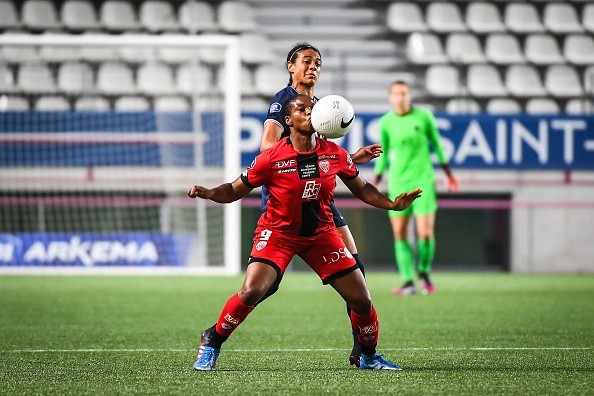 PSG derrotó al Dijon con vital tapada de Christiane Endler y la chilena es campeona en Francia.