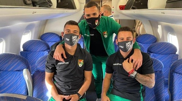 La selección de Bolivia viajó en charter especial a Chile