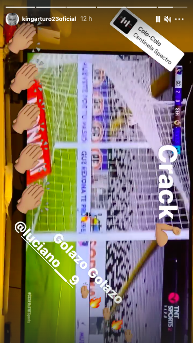 El festejo de Vidal con Arriagada.