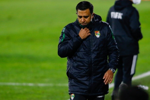 César Farías recordó a Italia para justificar el juego defensivo de Bolivia. Foto: Agencia Uno
