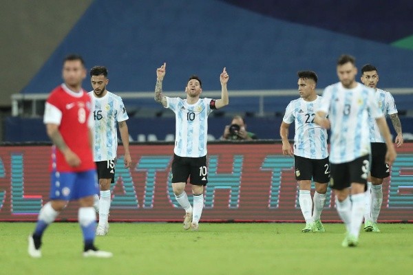 Messi puso el 1-0 parcial para Argentina contra Chile en el debut de Copa América.