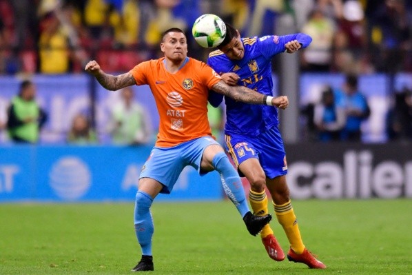 Castillo lleva casi un año y medio fuera de las canchas por su trombosis. Foto: Agencia Uno