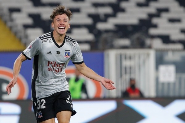 Arriagada ha sido la revelación de Colo Colo esta temporada. Foto: Agencia Uno