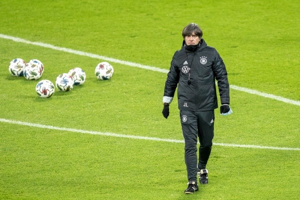 El DT germano reculó y decidió llevar a Müller a la Eurocopa, donde ha sido prenda de garantía para todo el equipo.