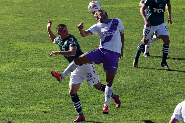 Gabriel Vargas es la gran figura de Concepción. Hoy habilitó a Baeza en el gol de Conce. Foto: Agencia Uno.