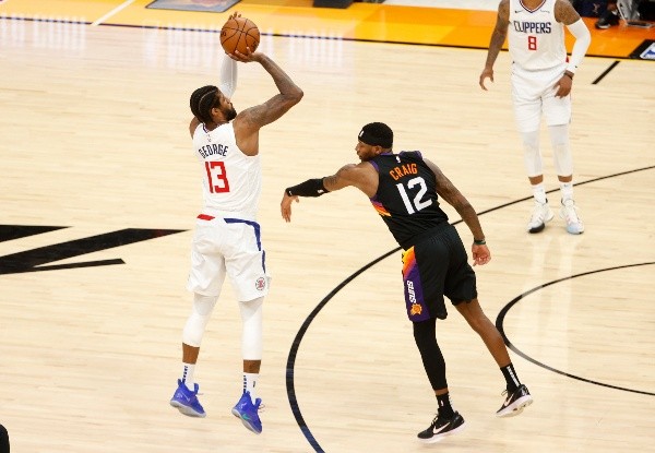 Paul George fue una de las grandes figuras del quinto juego al anotar 41 puntos. Foto: Getty.