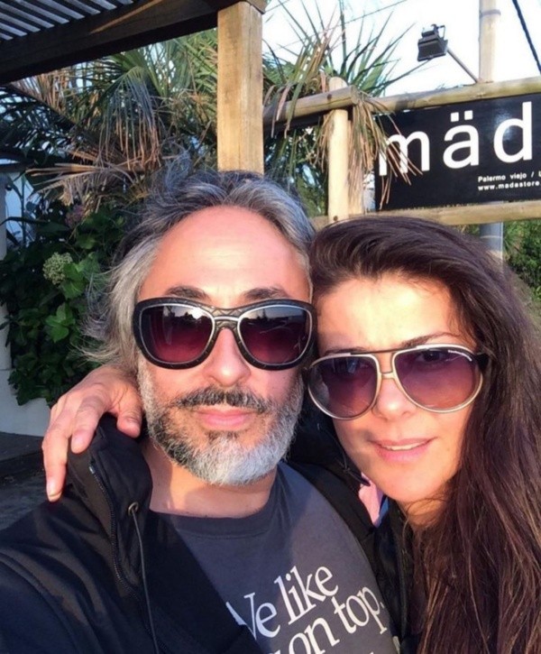 Tonka Tomicic junto a Parived.