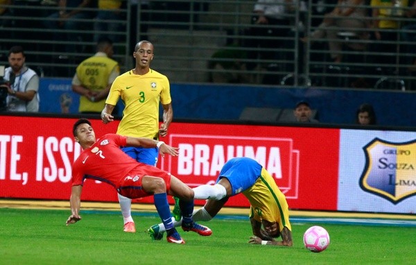 Brasil y Chile se volverán a ver las caras este viernes por Copa América.